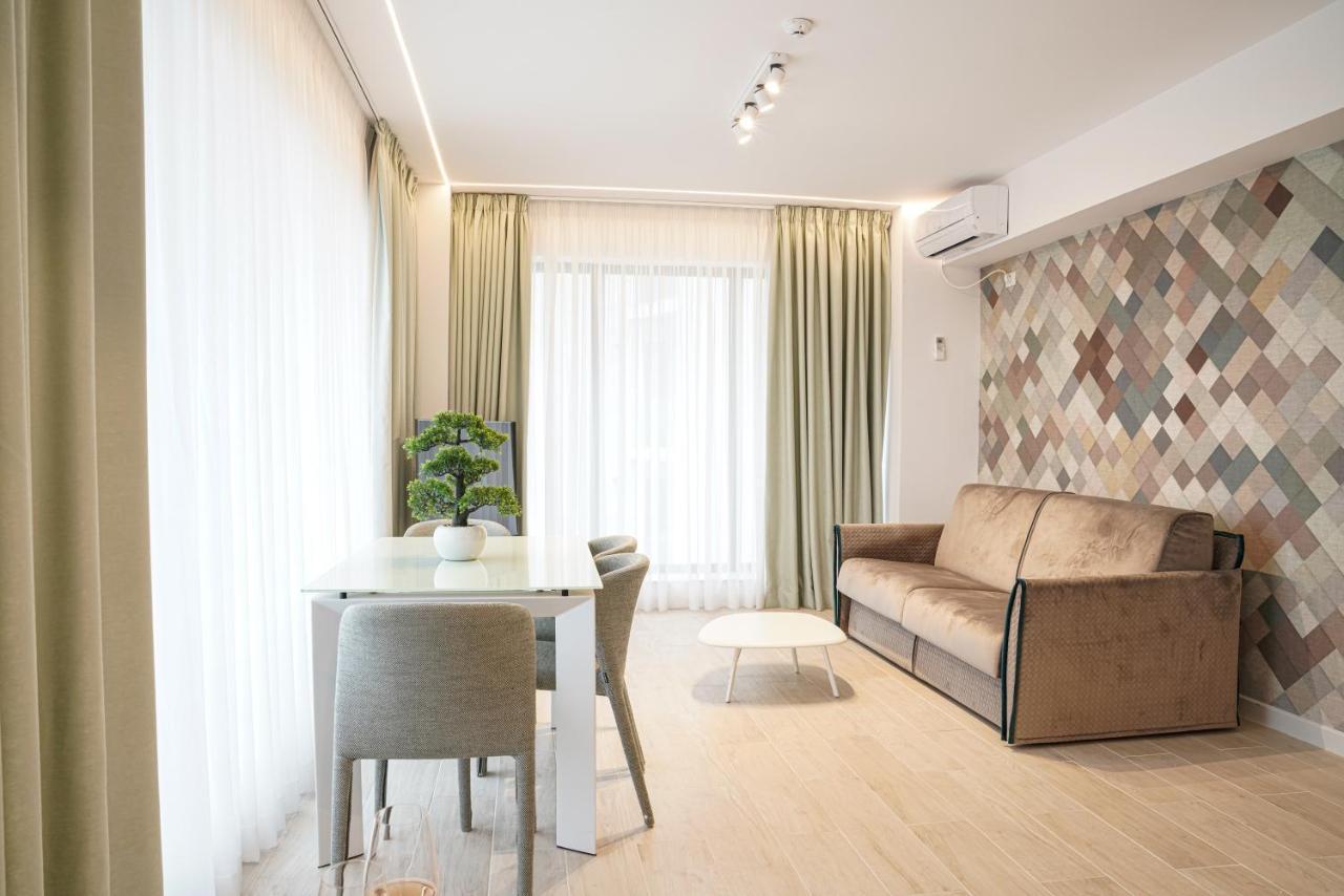 Bel Air Apartments Mamaia Nord Exterior photo